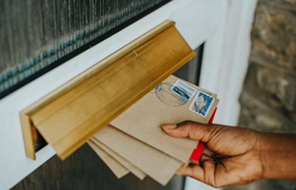 USPS Priority和USPS Express有何区别啊？